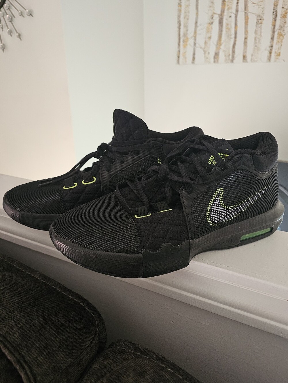 Nike LeBron Witness 8 basketball shoes in a black volt green colorway Mens 13